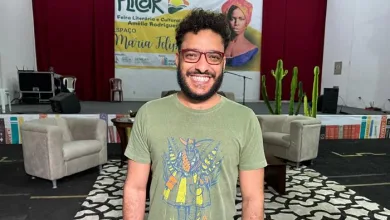 Ator, roteirista e diretor baiano Thiago Almasy