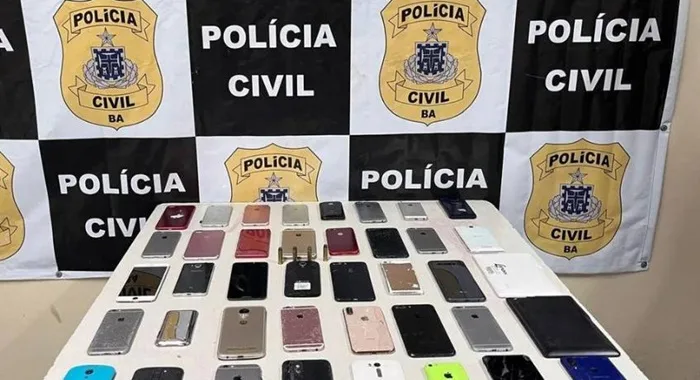 Mais de 150 celulares são recuperados pela polícia em Feira de Santana- Foto: Reprodução/ Ascom PC