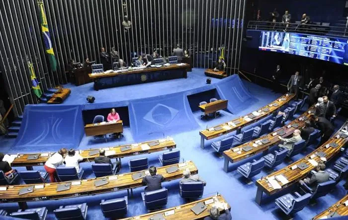 Senado aprova PEC que perdoa multas de partidos políticos - Foto: Jonas Pereira/Agência Senado